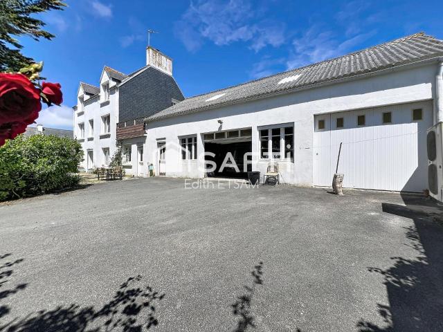 Maison 9 pièces, 215 m² 215m² Treffiagat