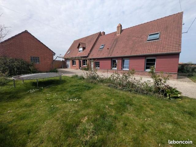 Maison 9 pièces 215 m²
