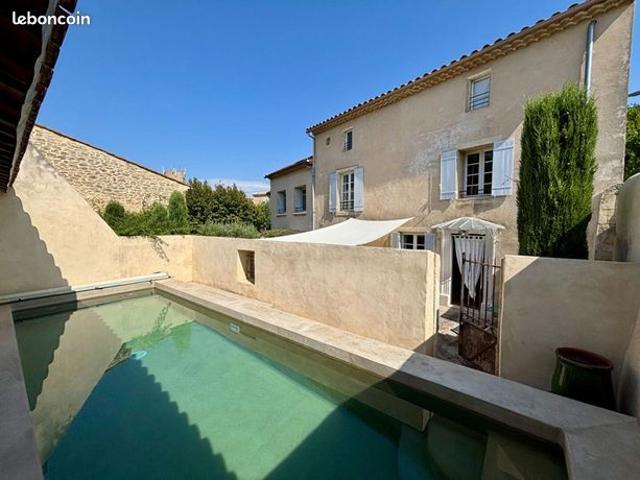Maison 9 pièces 215 m²