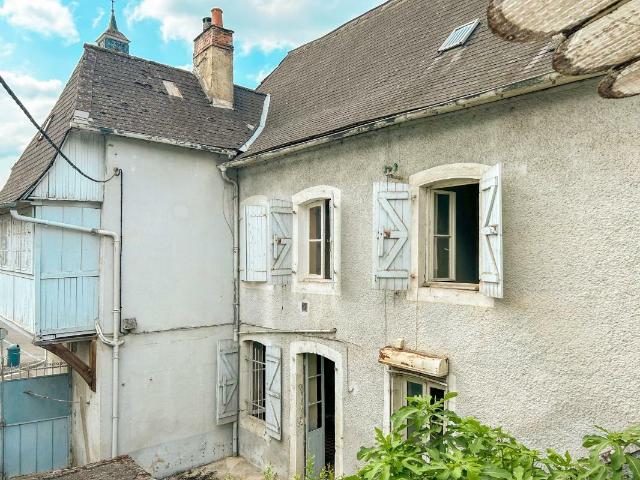 Maison 9 pièces 215 m²