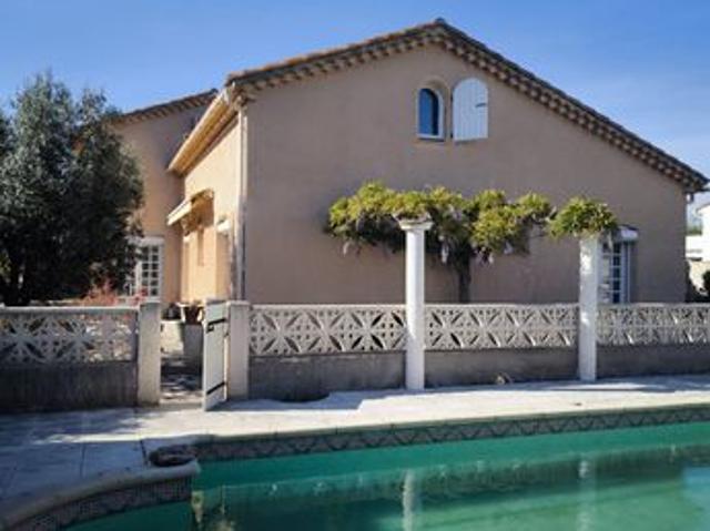 Maison 9 pièces 215 m²