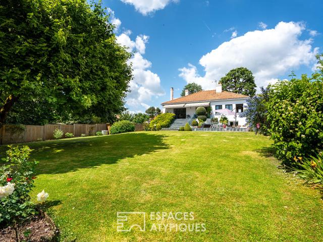 Maison 9 pièces 215 m²