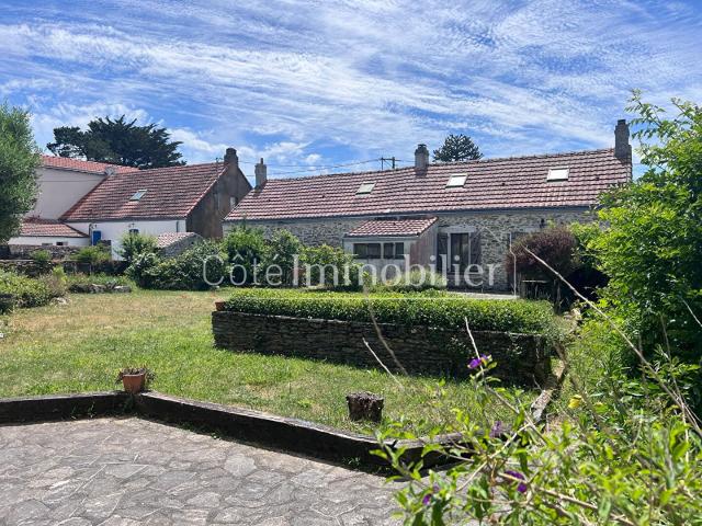 Maison 9 pièces 216 m²