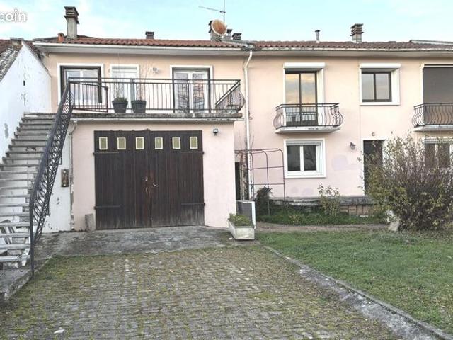 Maison 9 pièces 217 m²