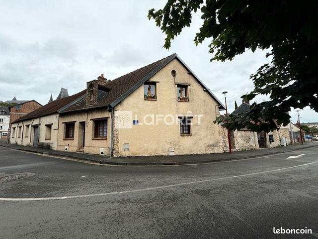 Maison 9 pièces 217 m²