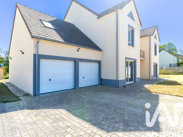 Maison 9 pièces 217 m²