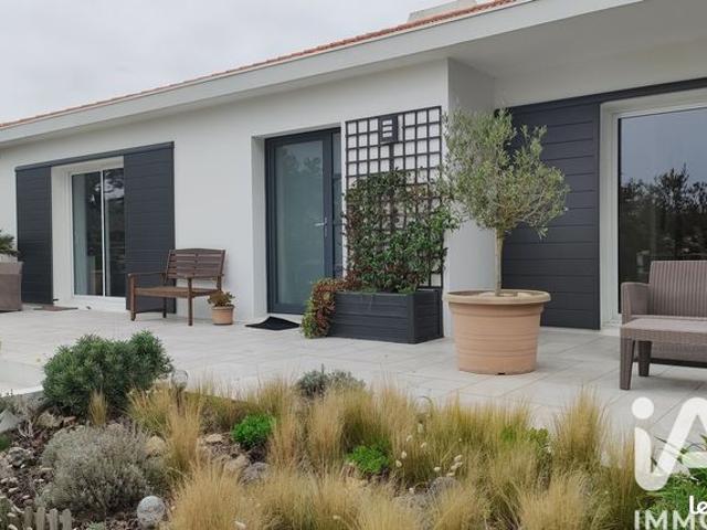 Maison familiale 9 pièces 217 m²