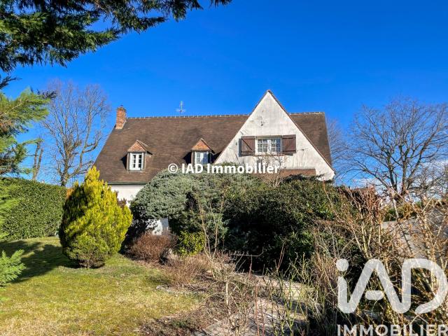 Maison 9 pièces 218 m²