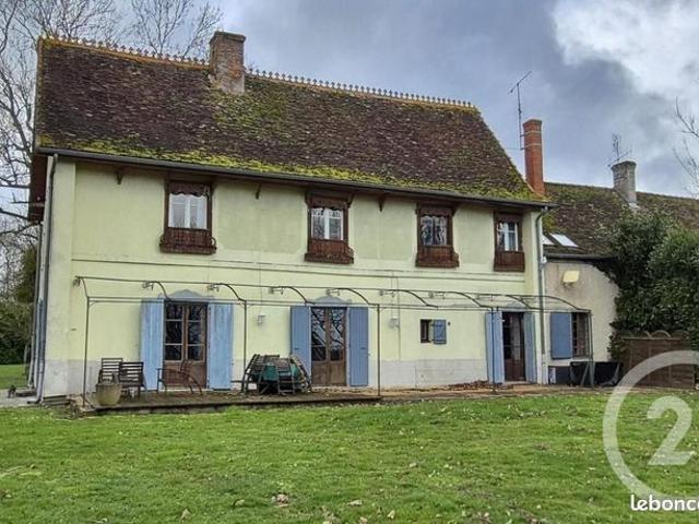 Maison 9 pièces 218 m²