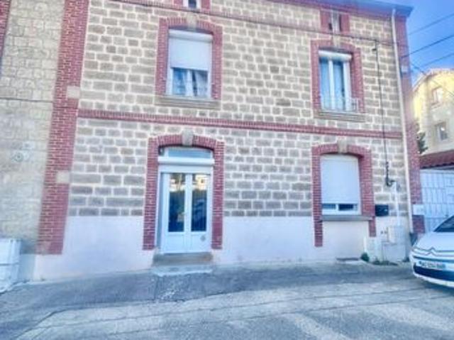 Maison 9 pièces 218 m²