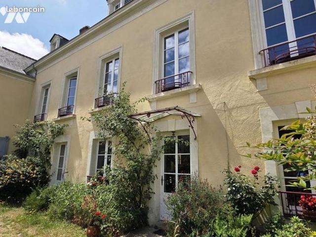 Maison 9 pièces 219 m²
