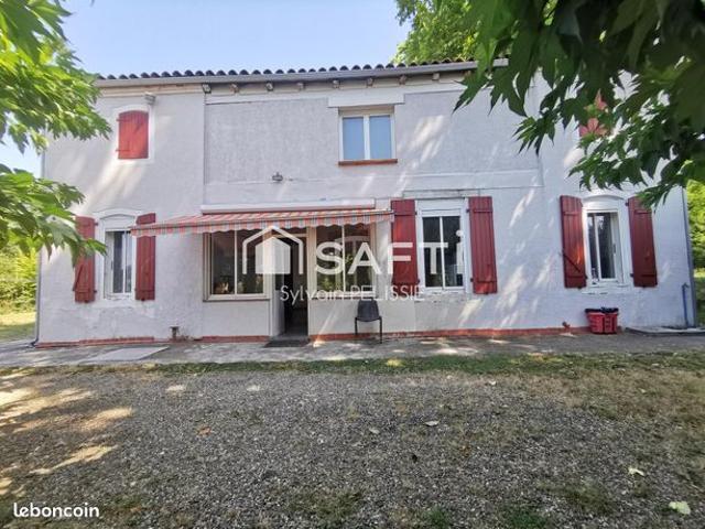 Maison 9 pièces 210 m²