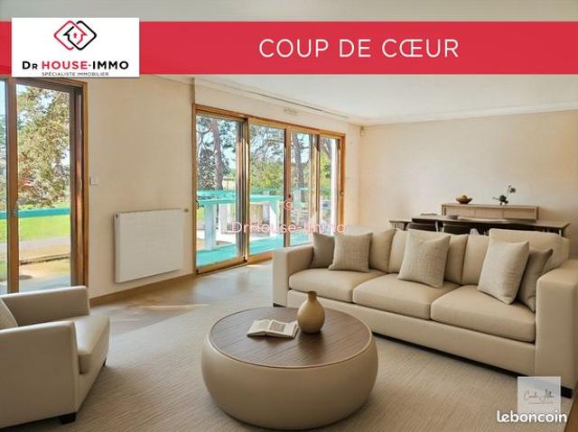 Maison 9 pièces 210 m²