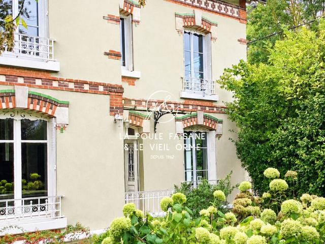 Maison 9 pièces 210 m²