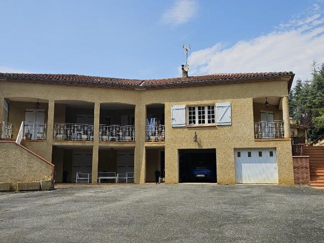Maison 9 pièces 210 m²