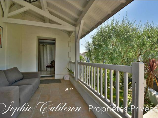 Maison 9 pièces 210 m²