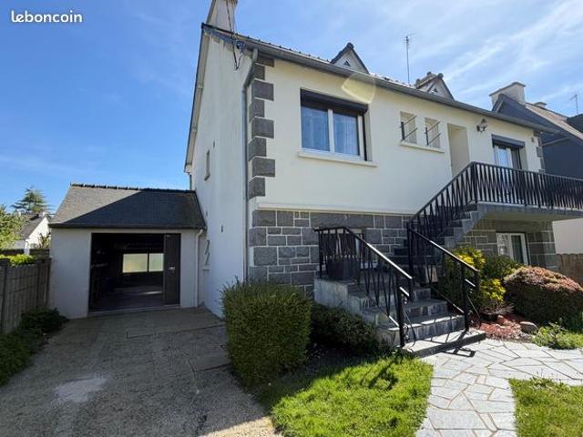 Maison 9 pièces 210 m²