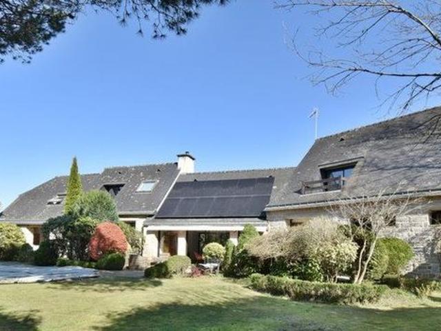 Propriété 9 pièces 210 m²