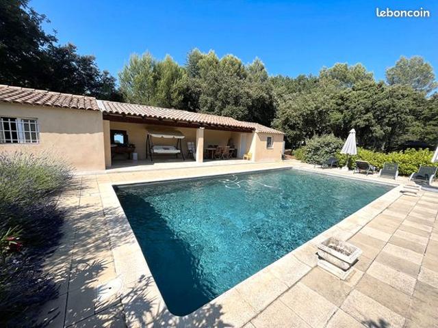Maison 9 pièces 210 m²
