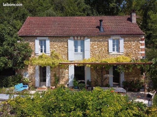Maison 9 pièces 210 m²