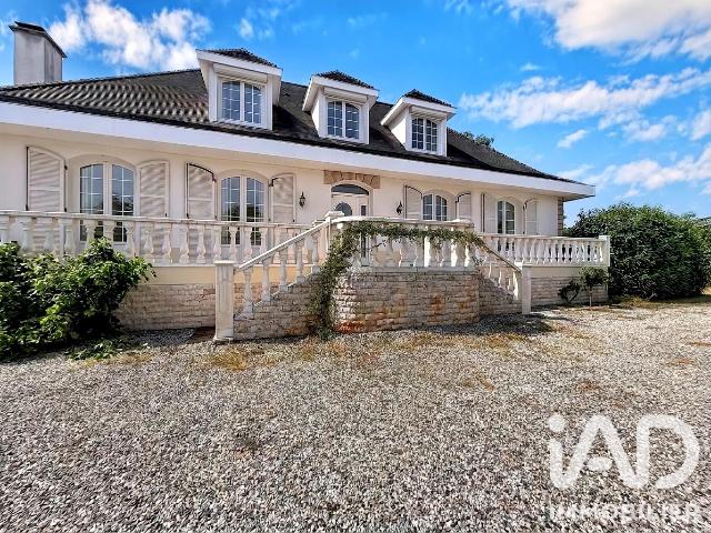 Maison 9 pièces 210 m²