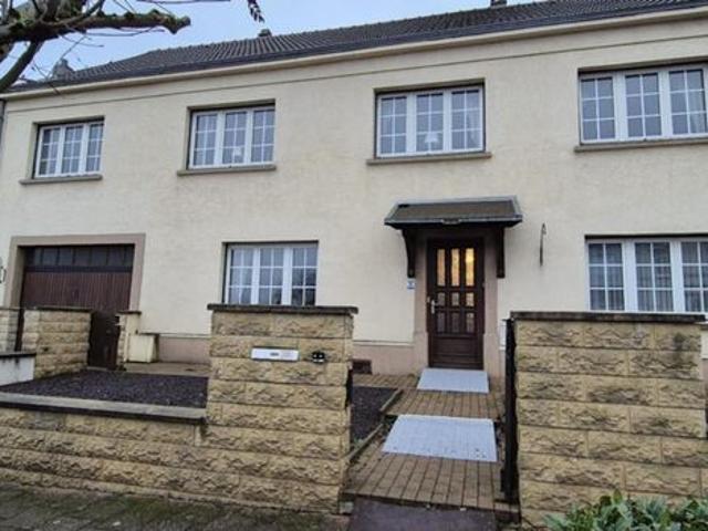 Maison 9 pièces 210 m²