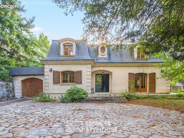 Maison 9 pièces 210 m²