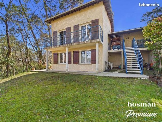 Maison 9 pièces 210 m²