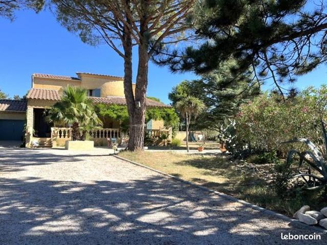 Maison 9 pièces 210 m²