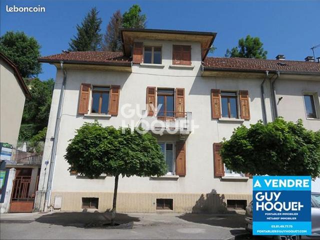 Maison 9 pièces 210 m²