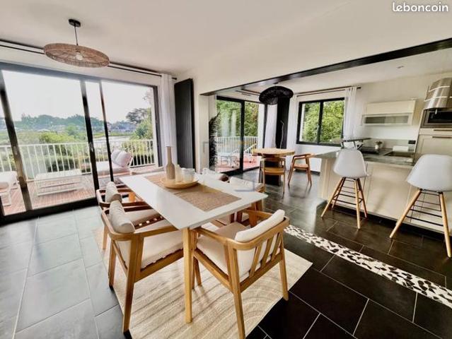 Maison 9 pièces 210 m²
