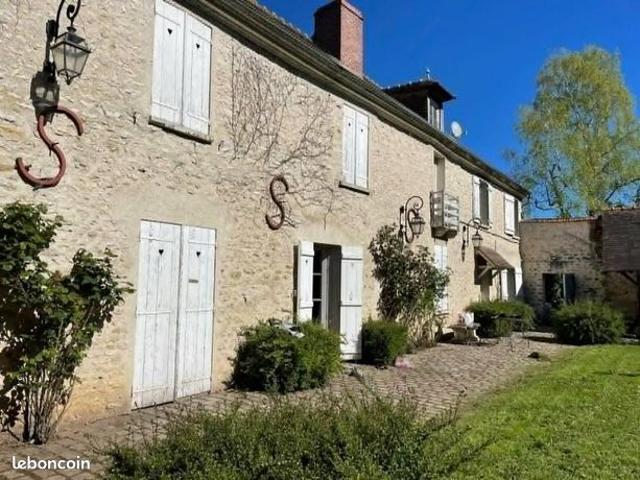 Maison 9 pièces 210 m²