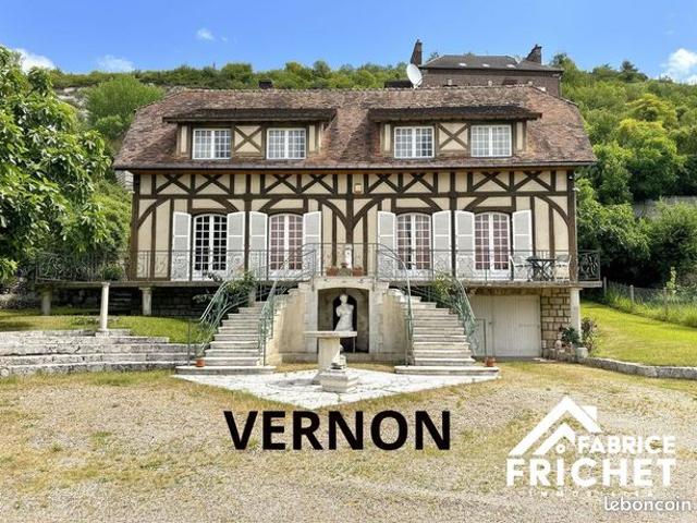 Maison 9 pièces 210 m²