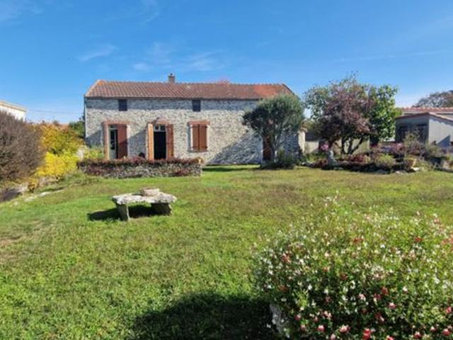 Maison 9 pièces 210 m²
