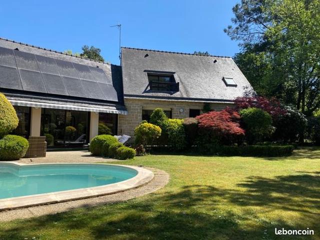 Maison 9 pièces 210 m²