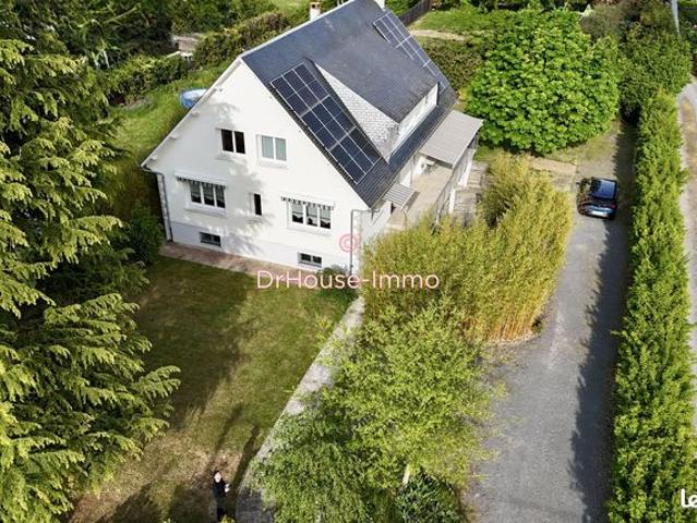 Maison 9 pièces 211 m²