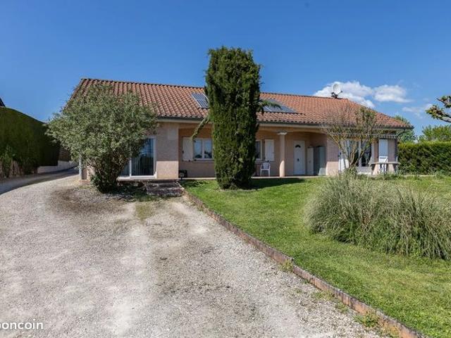 Maison 9 pièces 211 m²