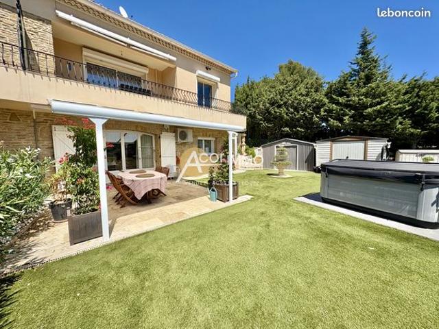 Maison 9 pièces 211 m²