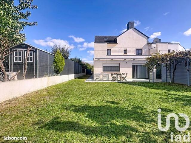 Maison 9 pièces 212 m²