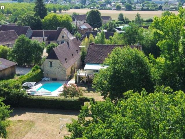 Maison 9 pièces 212 m²
