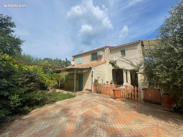 Maison 9 pièces 212 m²