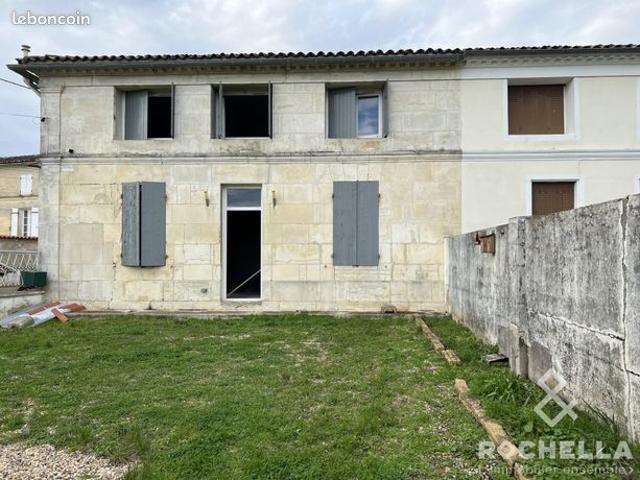 Maison 9 pièces 212 m²