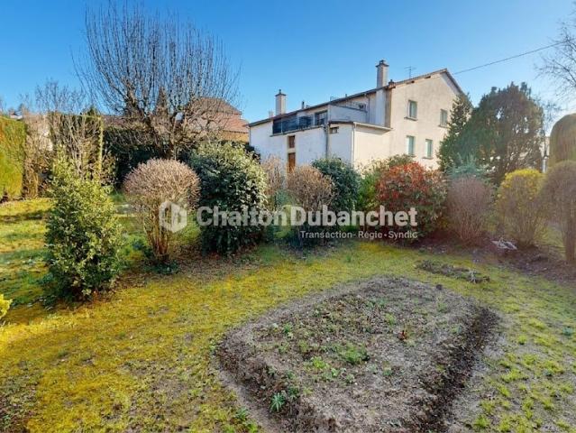 Maison 9 pièces 213 m²
