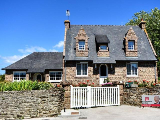 Maison 9 pièces 213 m²