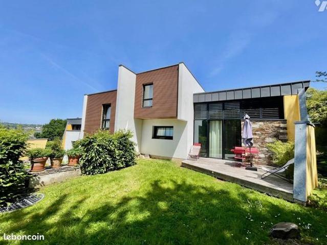 Maison 9 pièces 224 m²