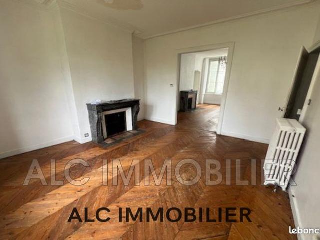 Maison 9 pièces 224 m²