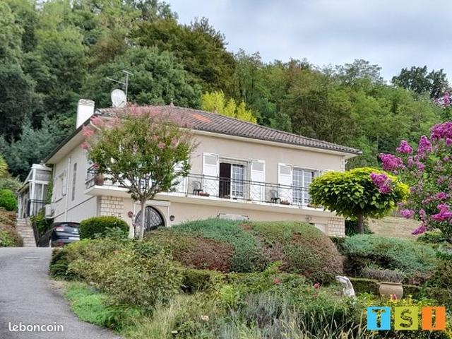 Maison 9 pièces 224 m²