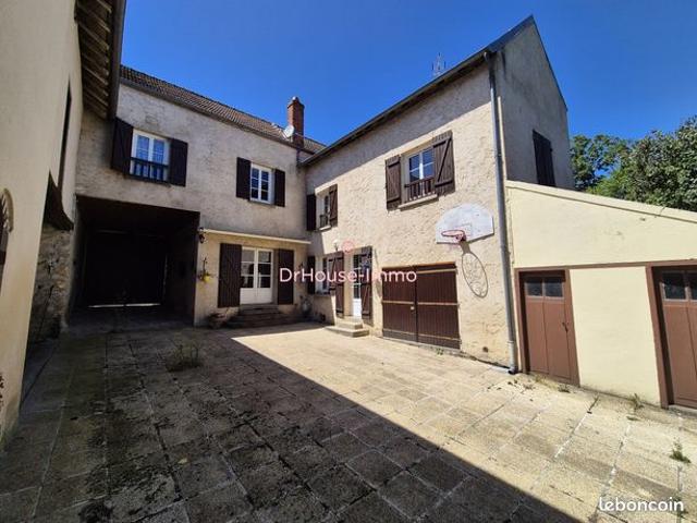 Maison 9 pièces 224 m²