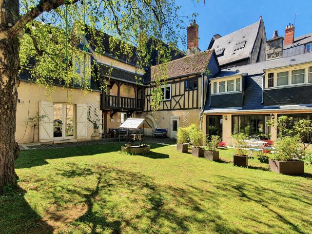 Maison 9 pièces 225 m²