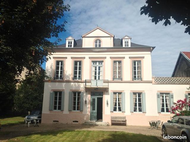 Maison 9 pièces 225 m²